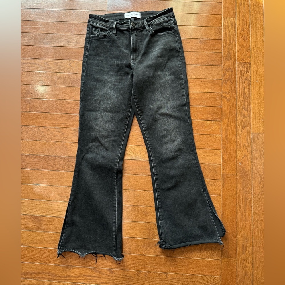 Flying Monkey High Rise Cropped Flare
Stretch Jean Size 29